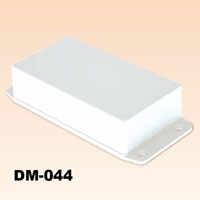 DM-044 DUVAR TİPİ PLASTİK KUTU 138x63,5x31 mm 